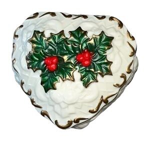 Heart Shaped Porcelain
Christmas Poinsettia Trinket Box
With Gold Trim